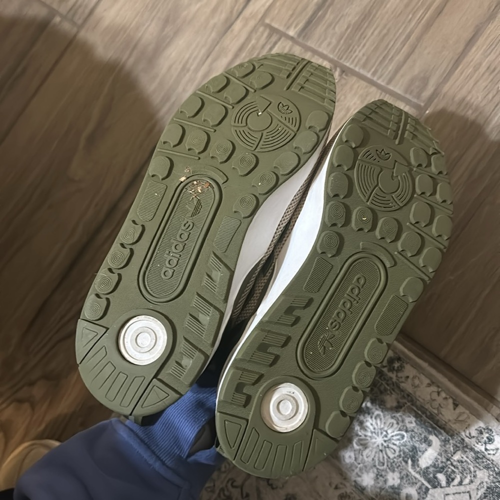 ADIDAS Custom W6.5 - Picture 3 of 4
